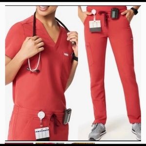 *FIGS* Clay (Limited Edition) Scrubs Set Size Medium